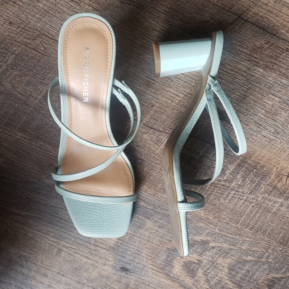 DSW Marc Fisher Aliana Square Toe Heel Size 6